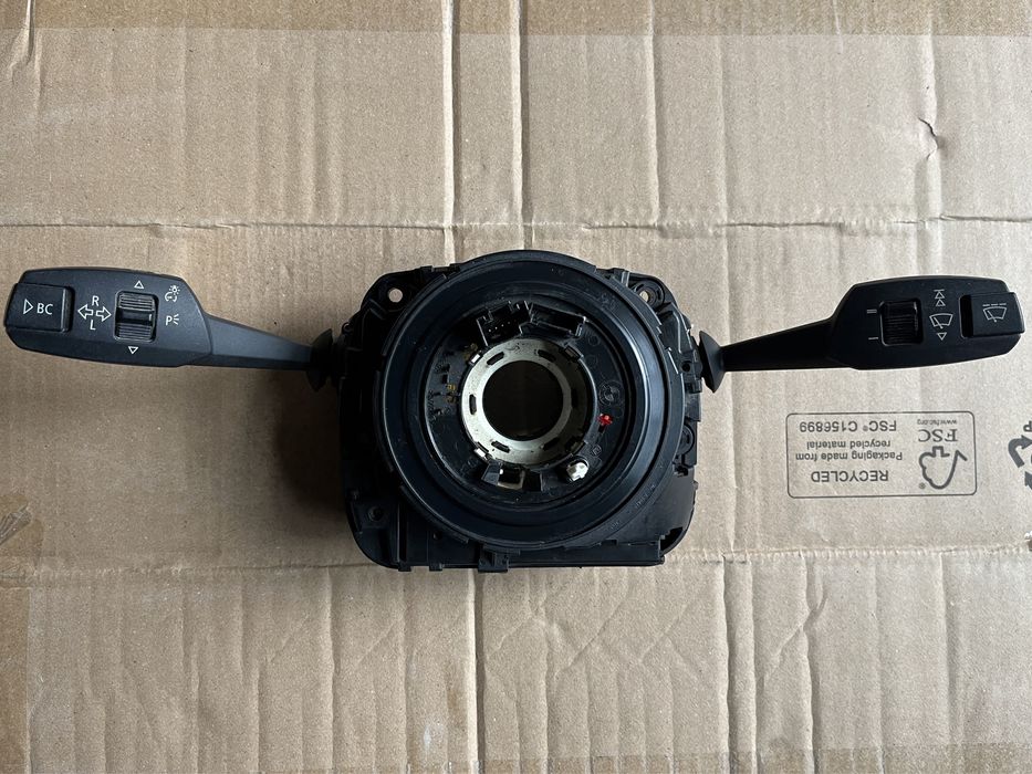 Spira volan / Manete volan BMW Seria 1 3 5 E87 E90 E60