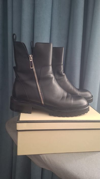 Прадам женские ботинки Sara Milan