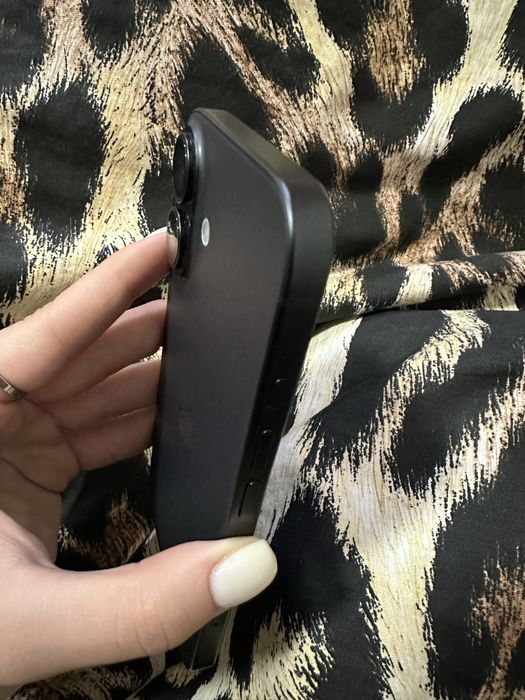 Iphone 16 /128 GB