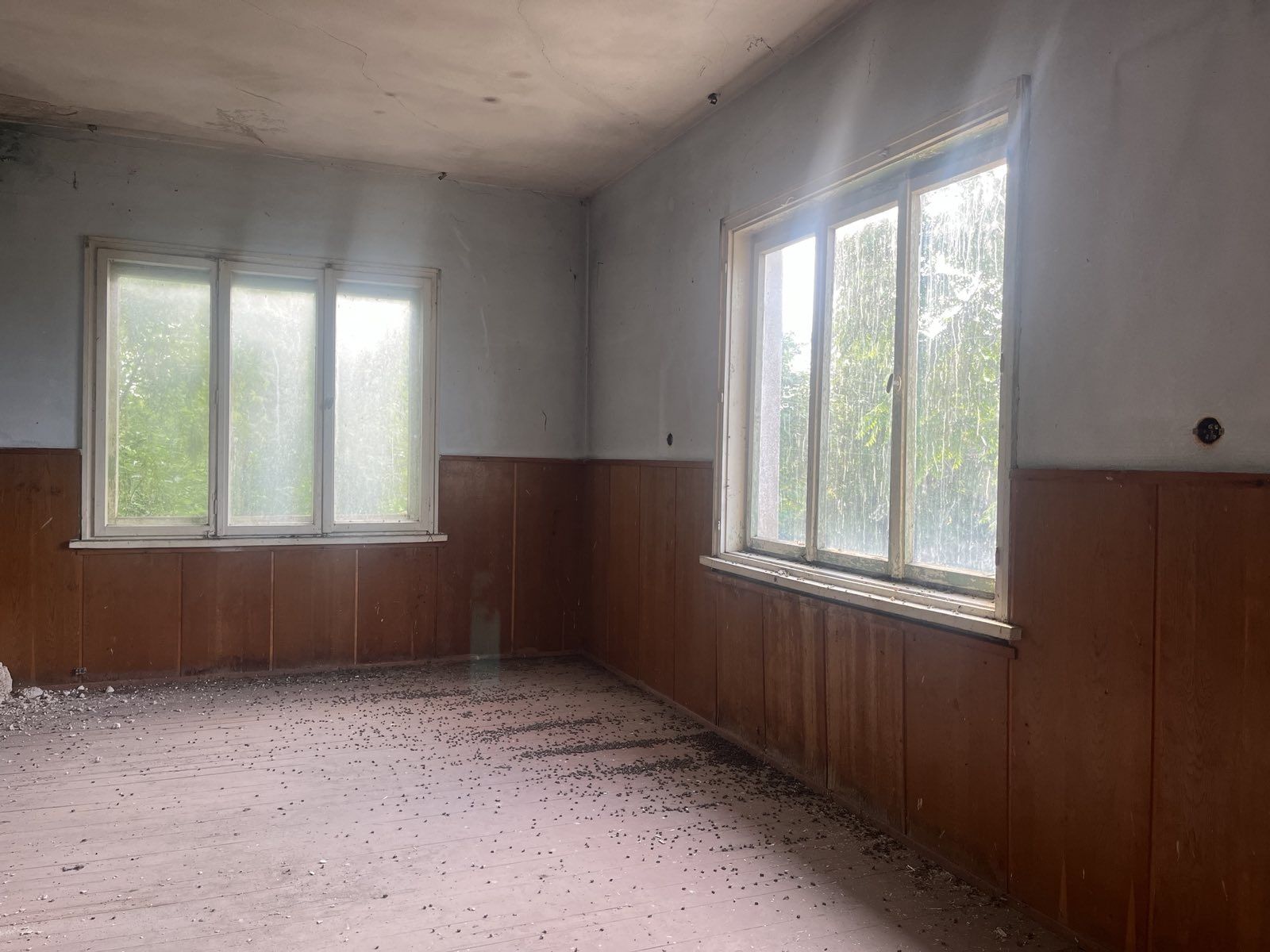 Продавам къща в село Гранит