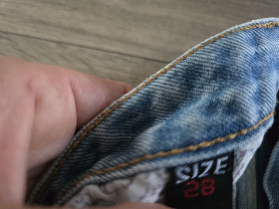 Pantaloni scurti blugi