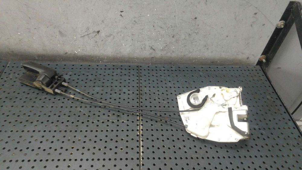 Broasca usa cu maner stanga spate fiat sedici 189