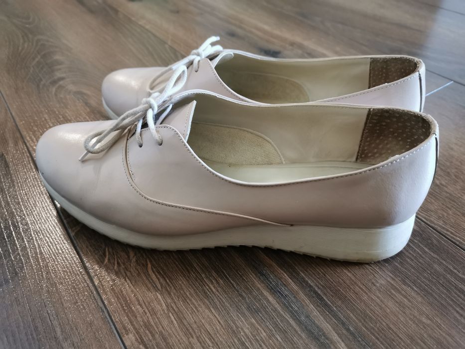 Vând balerini de piele mărimea 37