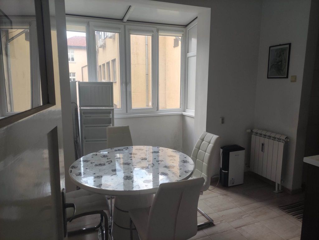 Дава се под наем Двустаен апартамент в София, Левски Г - 95 кв.м за 1020 € - Снимка #15