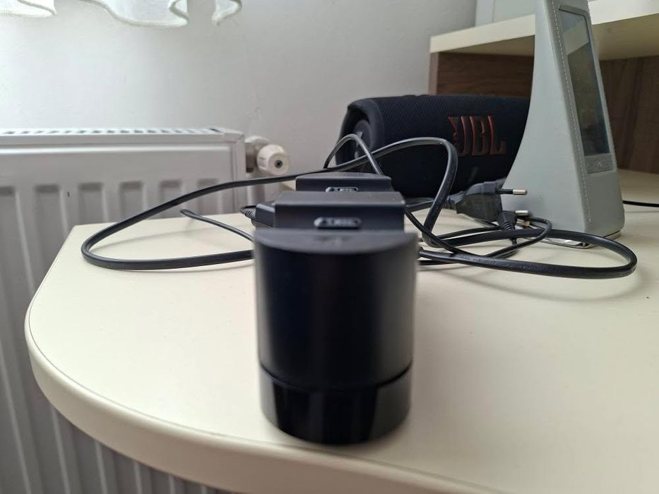 Vând încărcător controller PS4