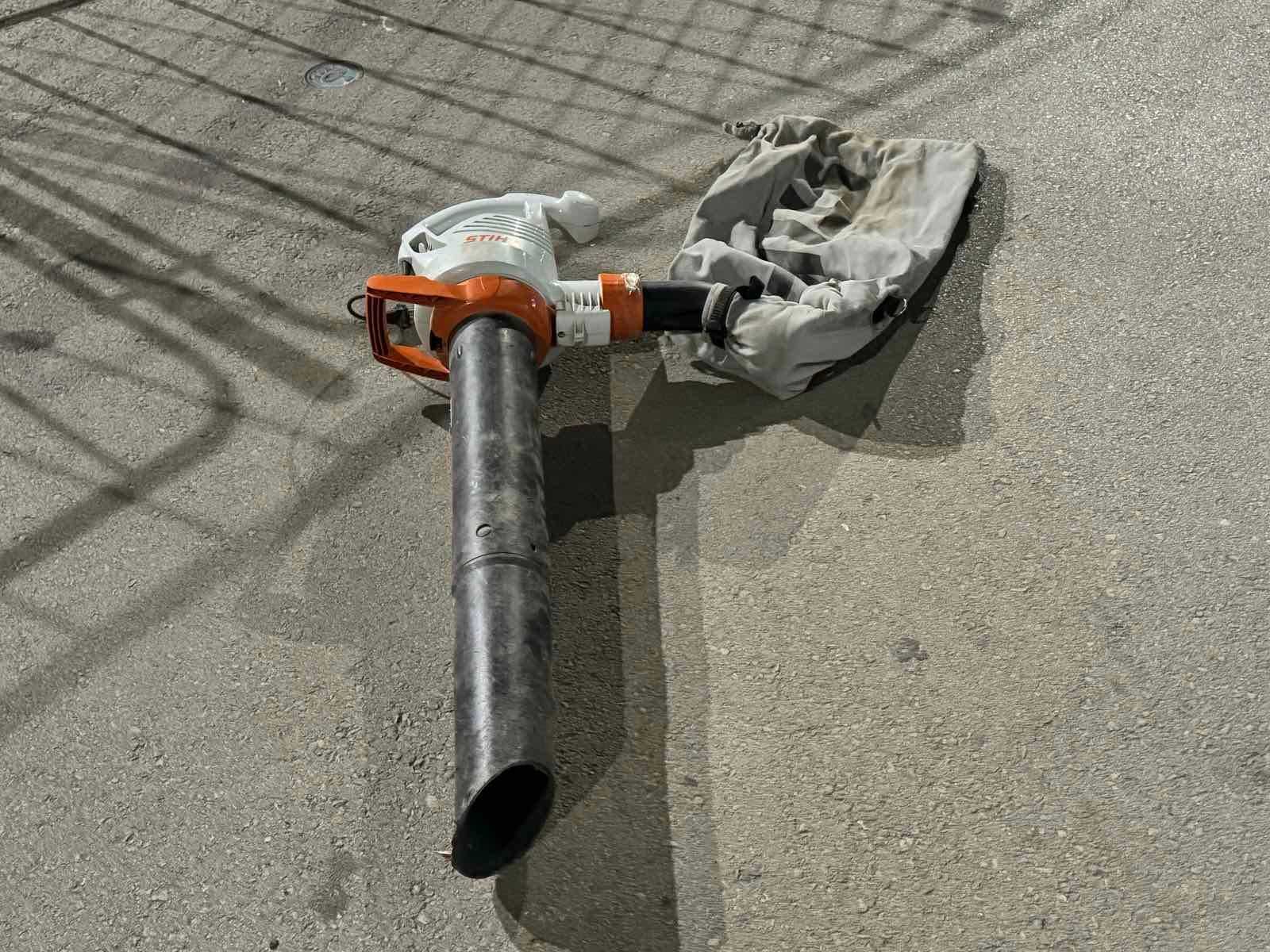 Въздуходувка-прахосмукачка електрическа Stihl SHE 71, 1,1 kW, 45 л