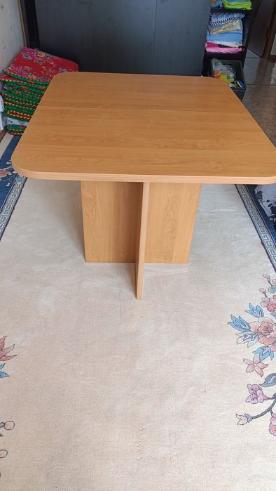 Продам Недорого: Стол Кухонный