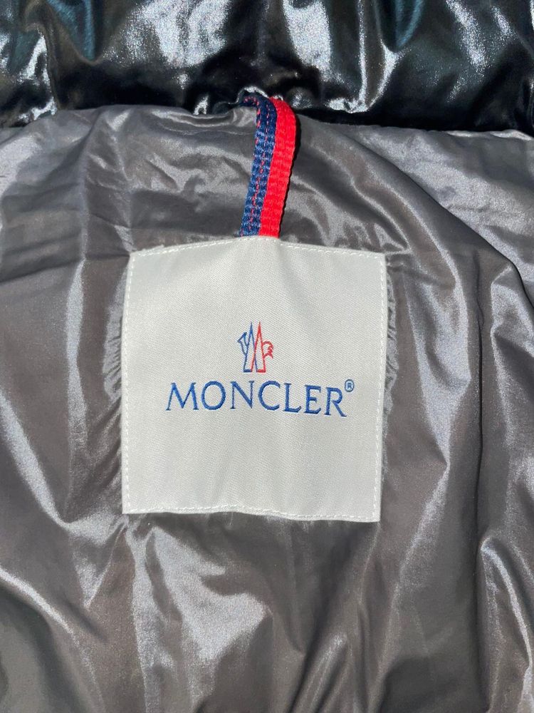Geaca Moncler Maya puffer jacket