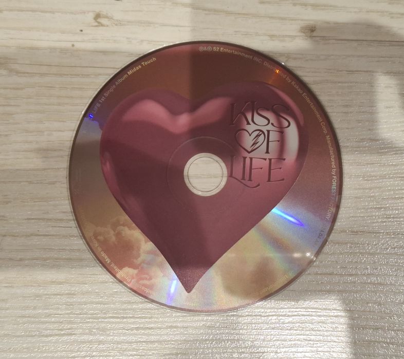 KISS OF LIFE - Midas Touch