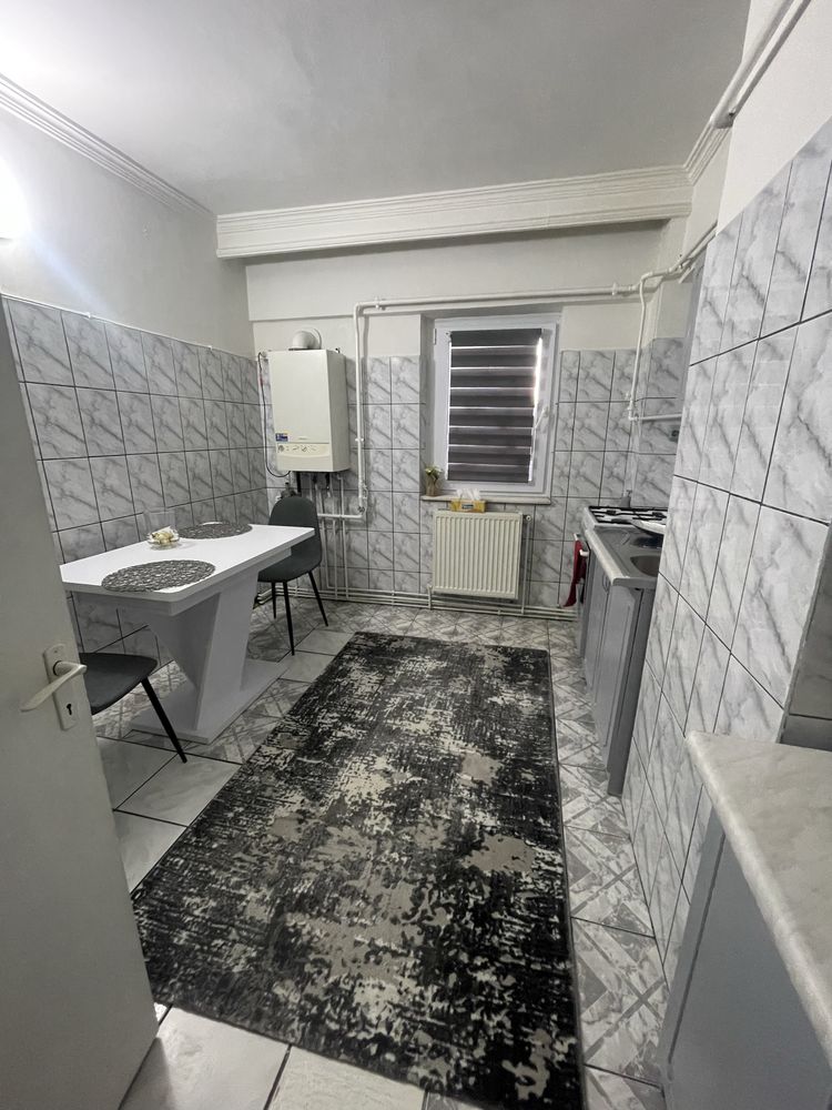 Vand apartament 2 camere