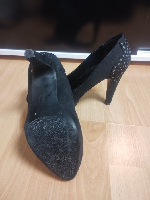 Обувки на ток велур