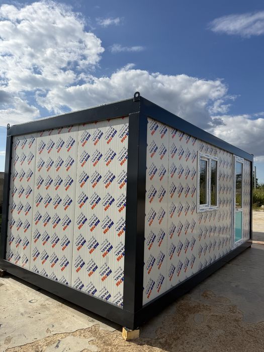 Vand containere modulare birou vitrina grup sanitar la super preț