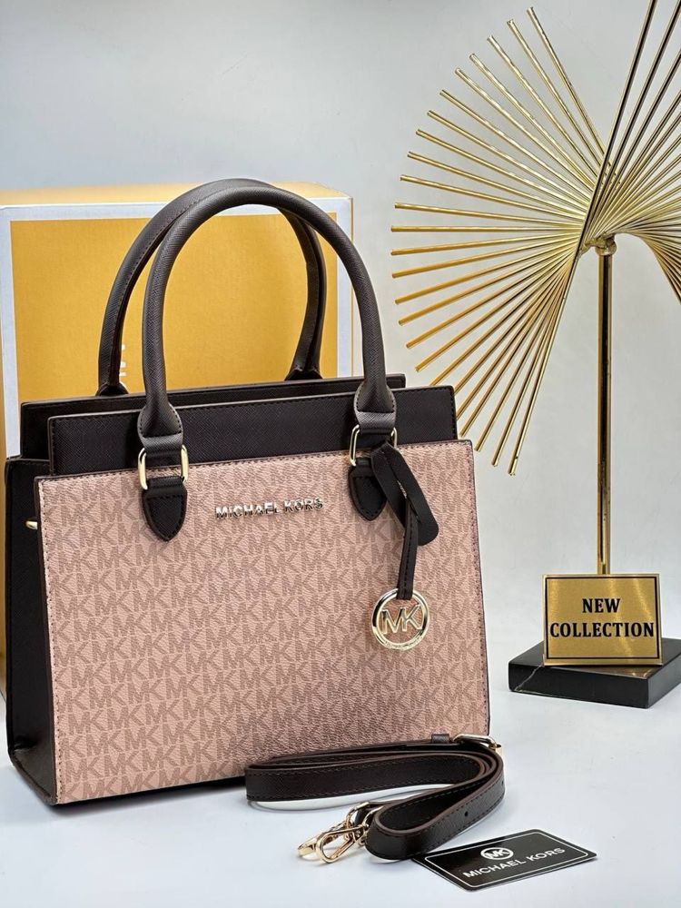 Geanta Michael Kors Noua !!! Dimensiuni 28/24 !!!