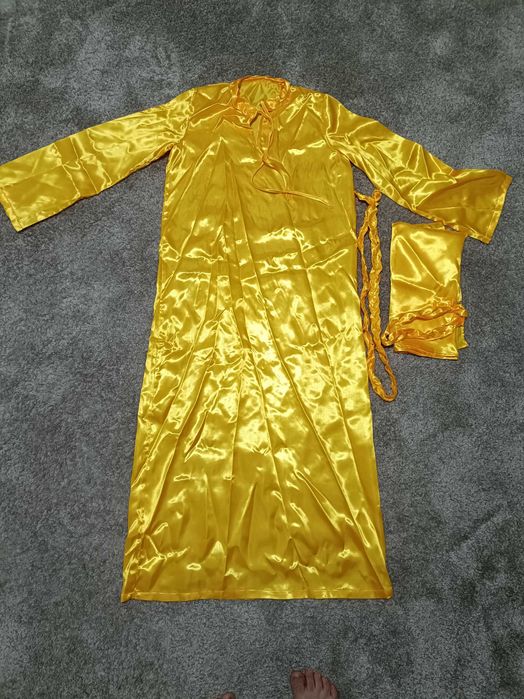 Costum de mag galben