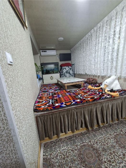 Срочно продажа 2/1/4 
Мирзо-Улугбекский район 
Ттз 1
50 кв.м первая ли