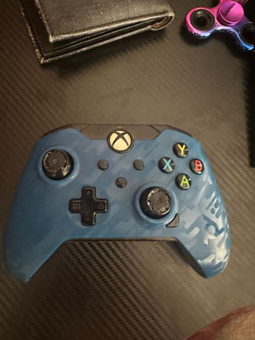 Vând Xbox one s funcțional