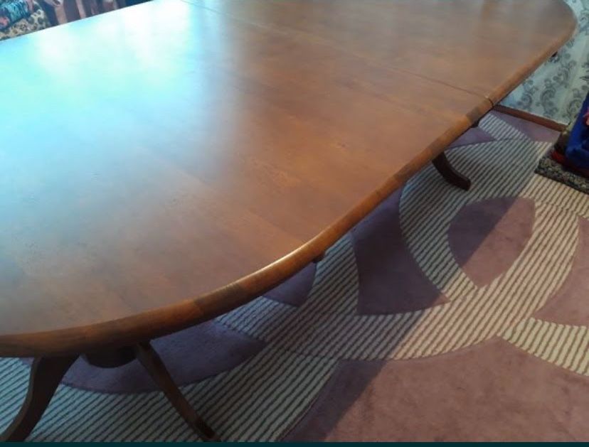 Стол для гостинной, 3 м