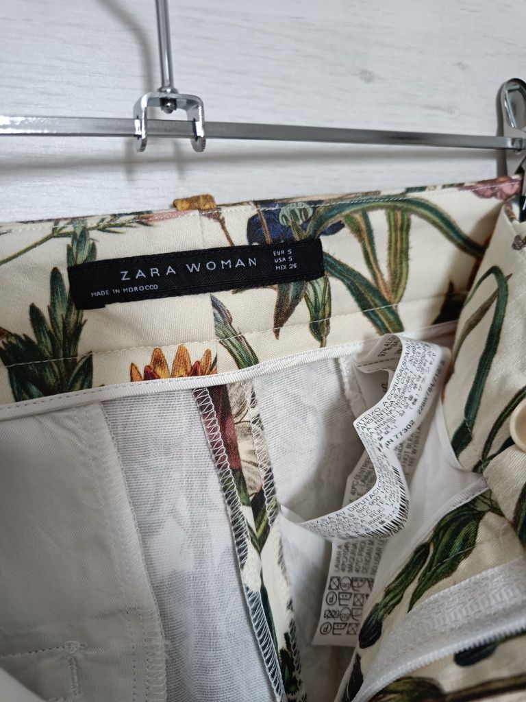 Pantaloni Zara Woman S