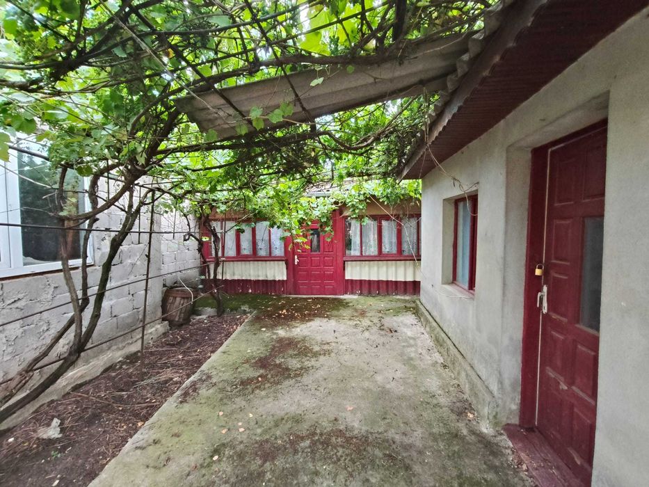 Casa de vanzare la Budesti ,jud Calarasi