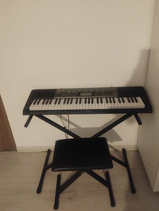 Orgă Casio cu suport și scaun