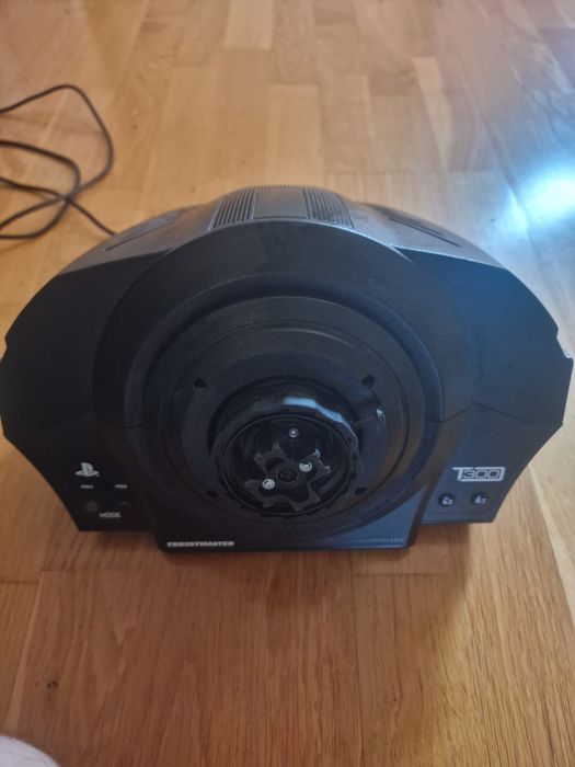 Volan thrustmaster t300 rs gt