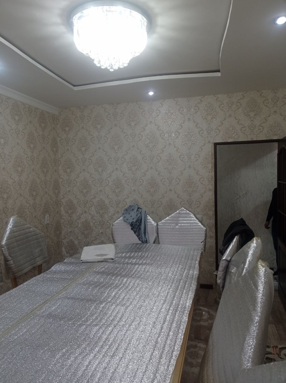 Юнусабад 18 квартал. Продается квартира 4/4/4