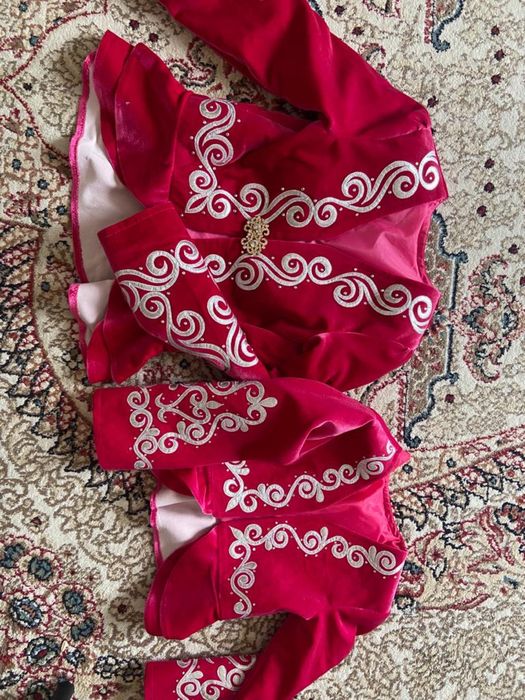 Кәжекей үлкенге және балаға