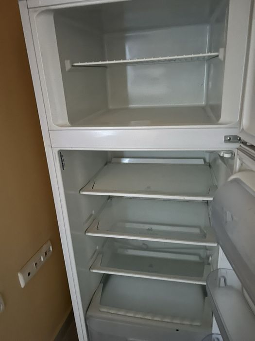 Хладилник Indesit