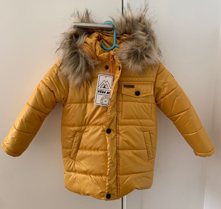 НОВО детско зимно яке с етикет - размер 104 см.