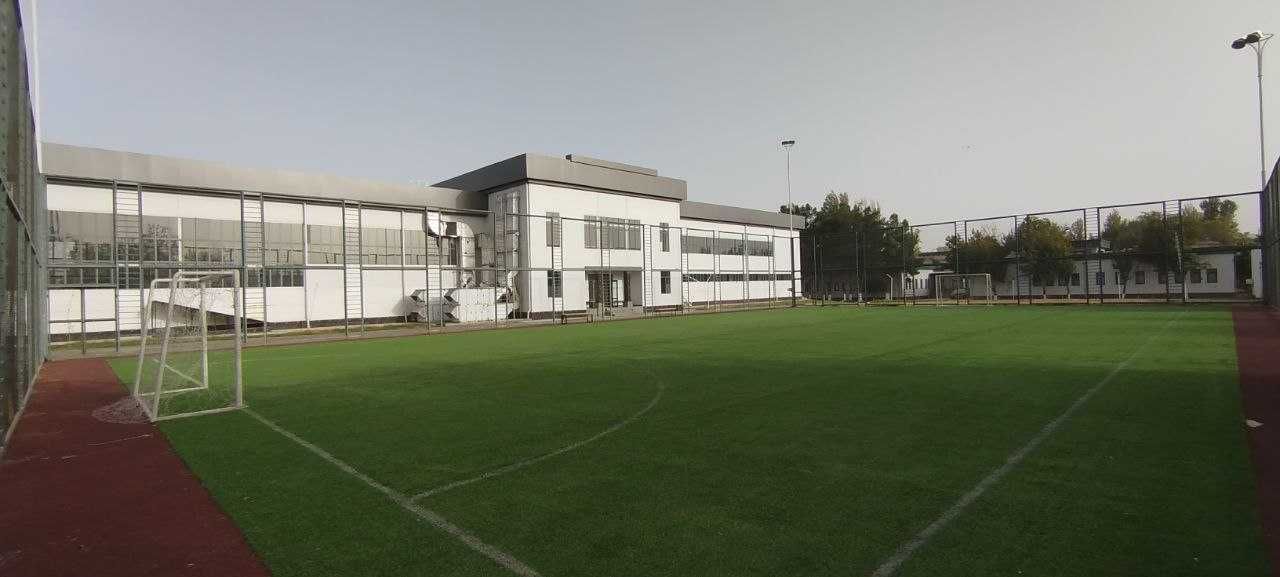 Fudbol uchun polya Fudbolniy stadion