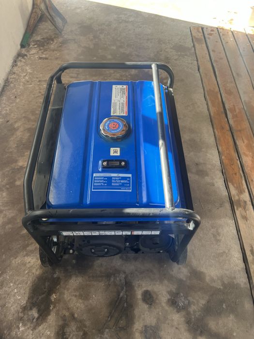 Продам бензиновый генератор Tcc sgg6000EHNA