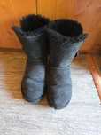 Vand bocanci UGG bailey button II