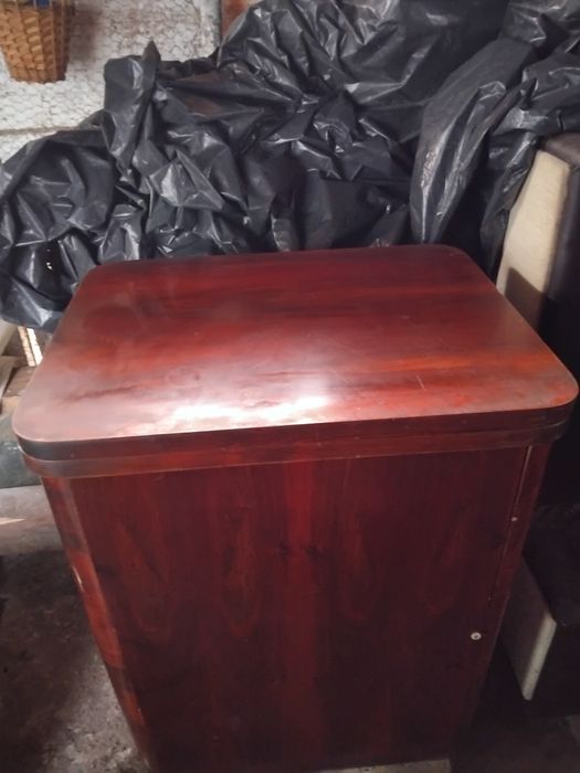 Mașină de cusut veche românească Ileana