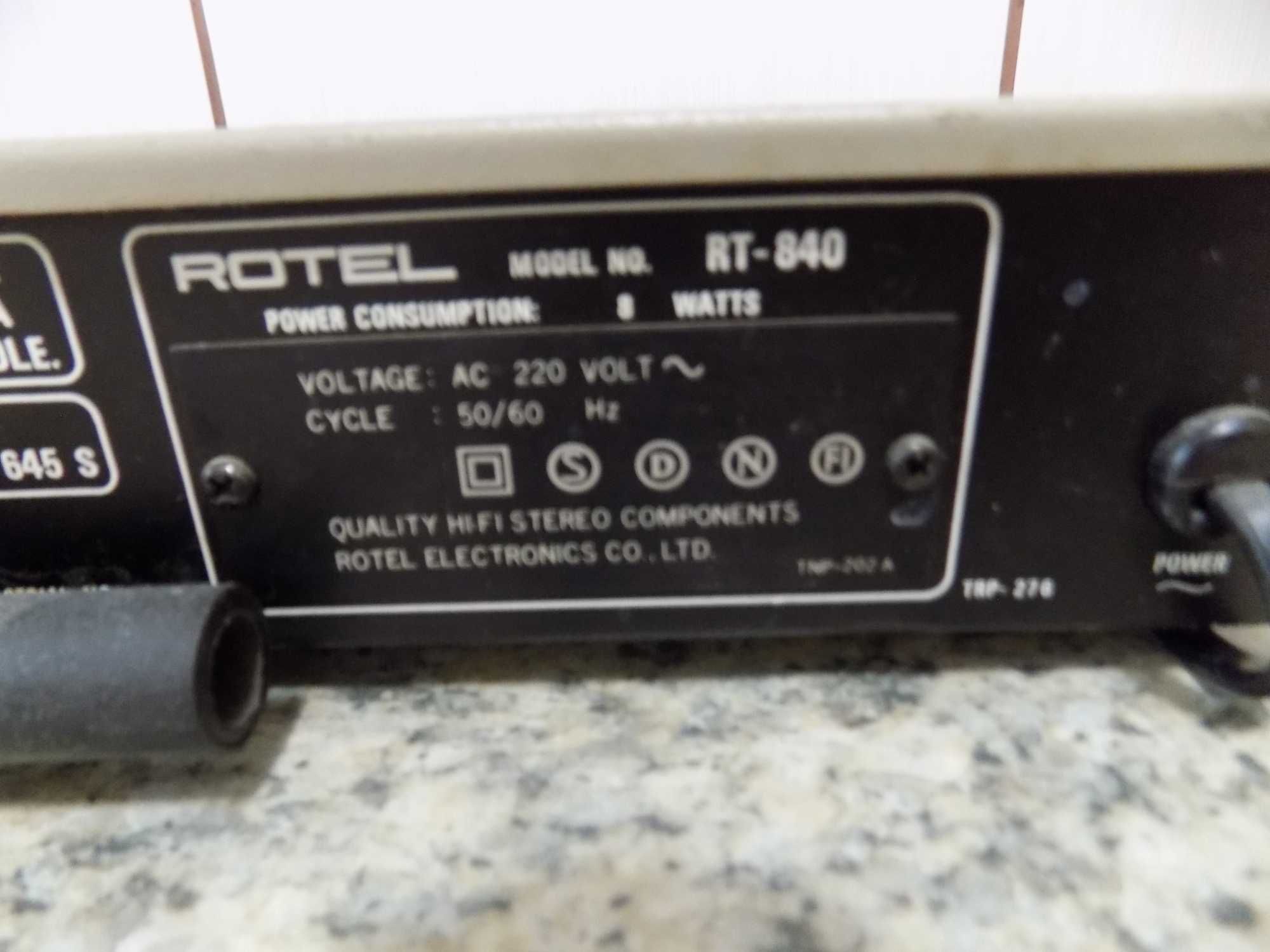 Receiver  vintage Rotel  RT -840