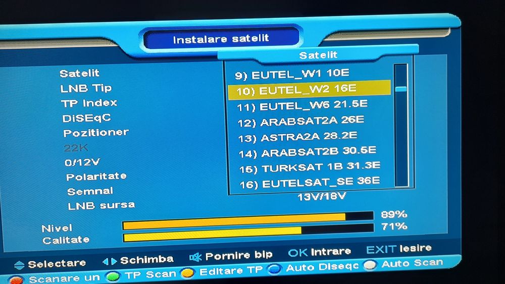 Receiver satelit