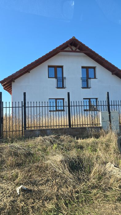 1/2 Duplex - Timisoara- la rosu- 87000 euro fix.