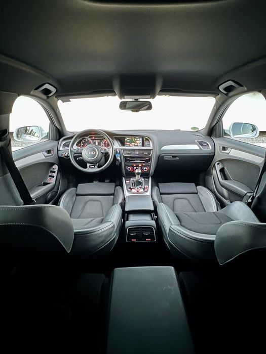 Audi A4 FaceLift ~ S Line ~ Navigatie ~ Parktronic ~ BiXenon ~ Jante