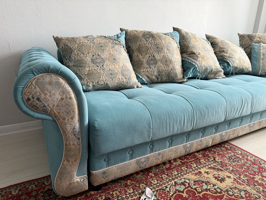 Продаю диван самовывоз