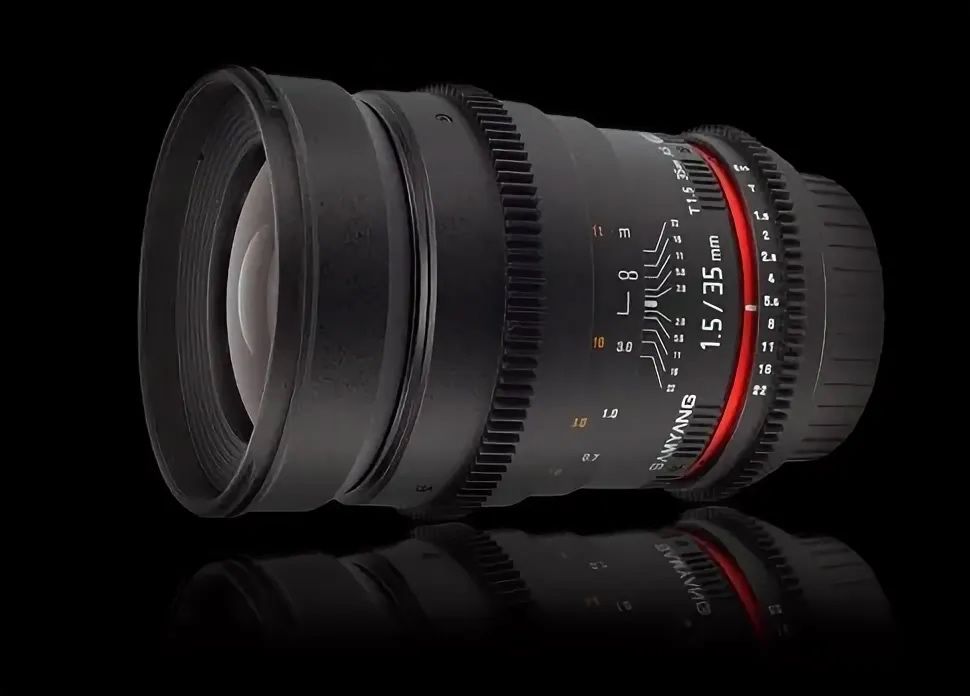 Объектив Samyang 35 mm T1,5 EF