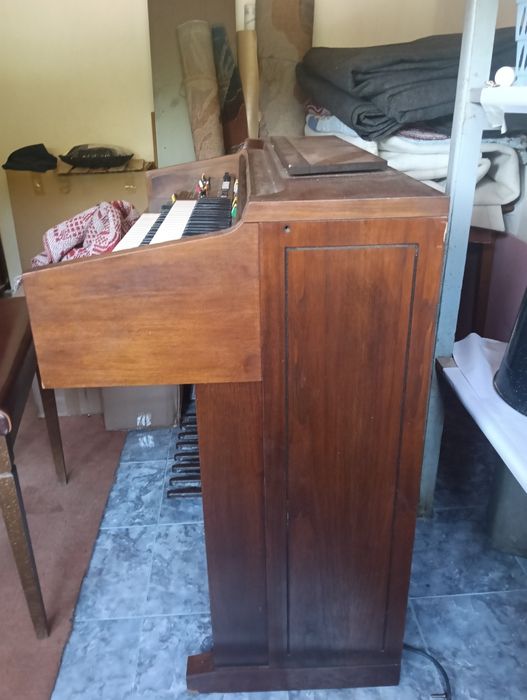 Pianină Yamaha Electone B‑60, stare perfecta ca noua !!!
