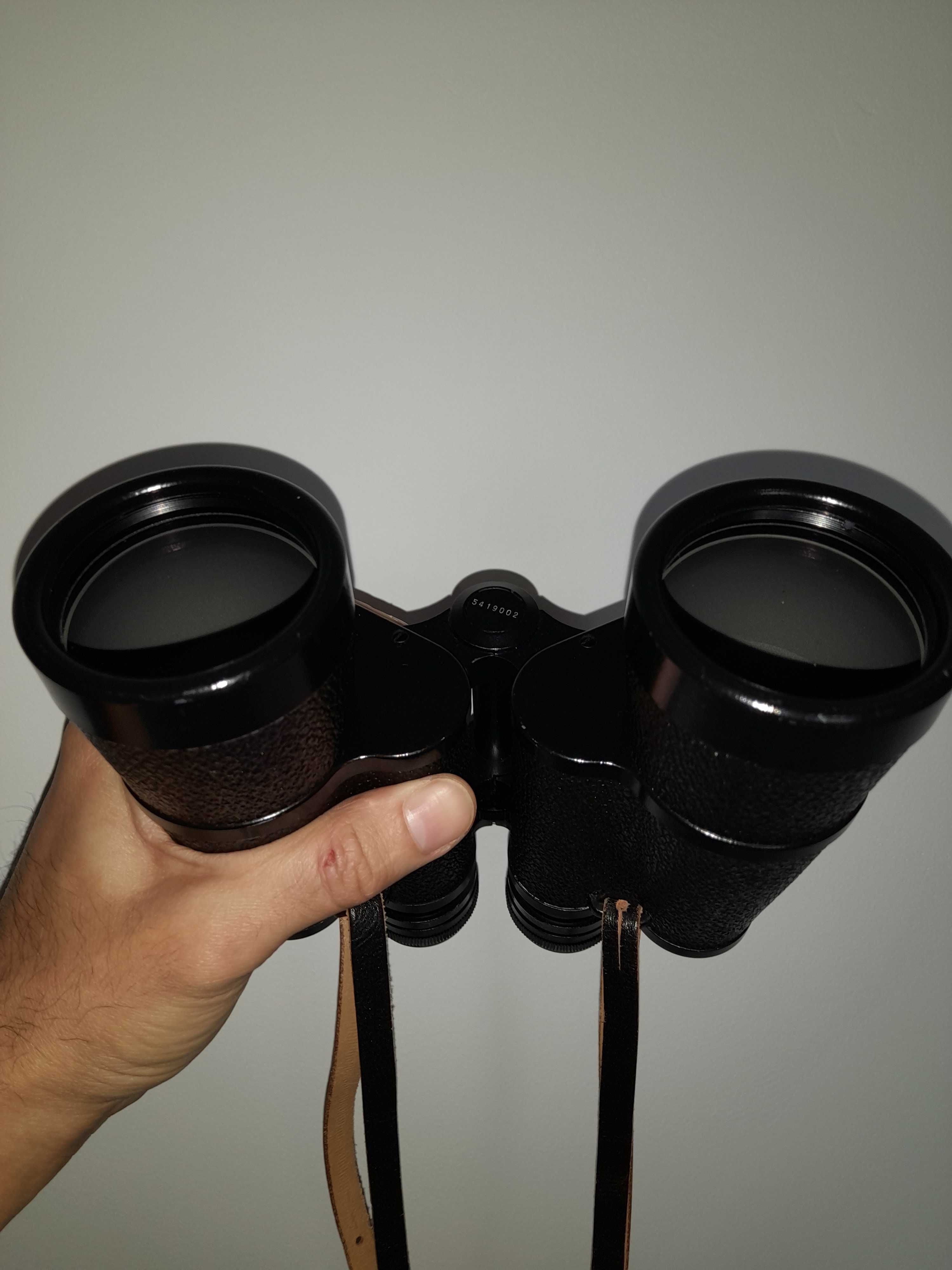 Vând binoclu Carl Zeiss Jenoptem 10x50 W + accesorii