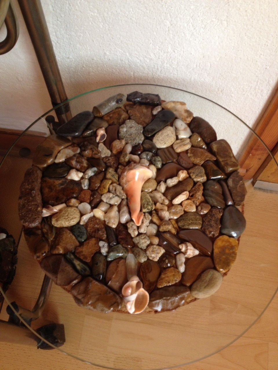 Пана с естествени морски камъни от Синеморец