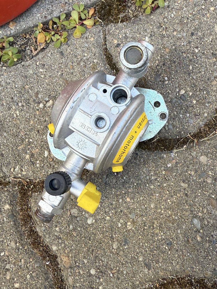 Butelie Calor Lite 6 kg rosie+regulator gaz truma monocontrol