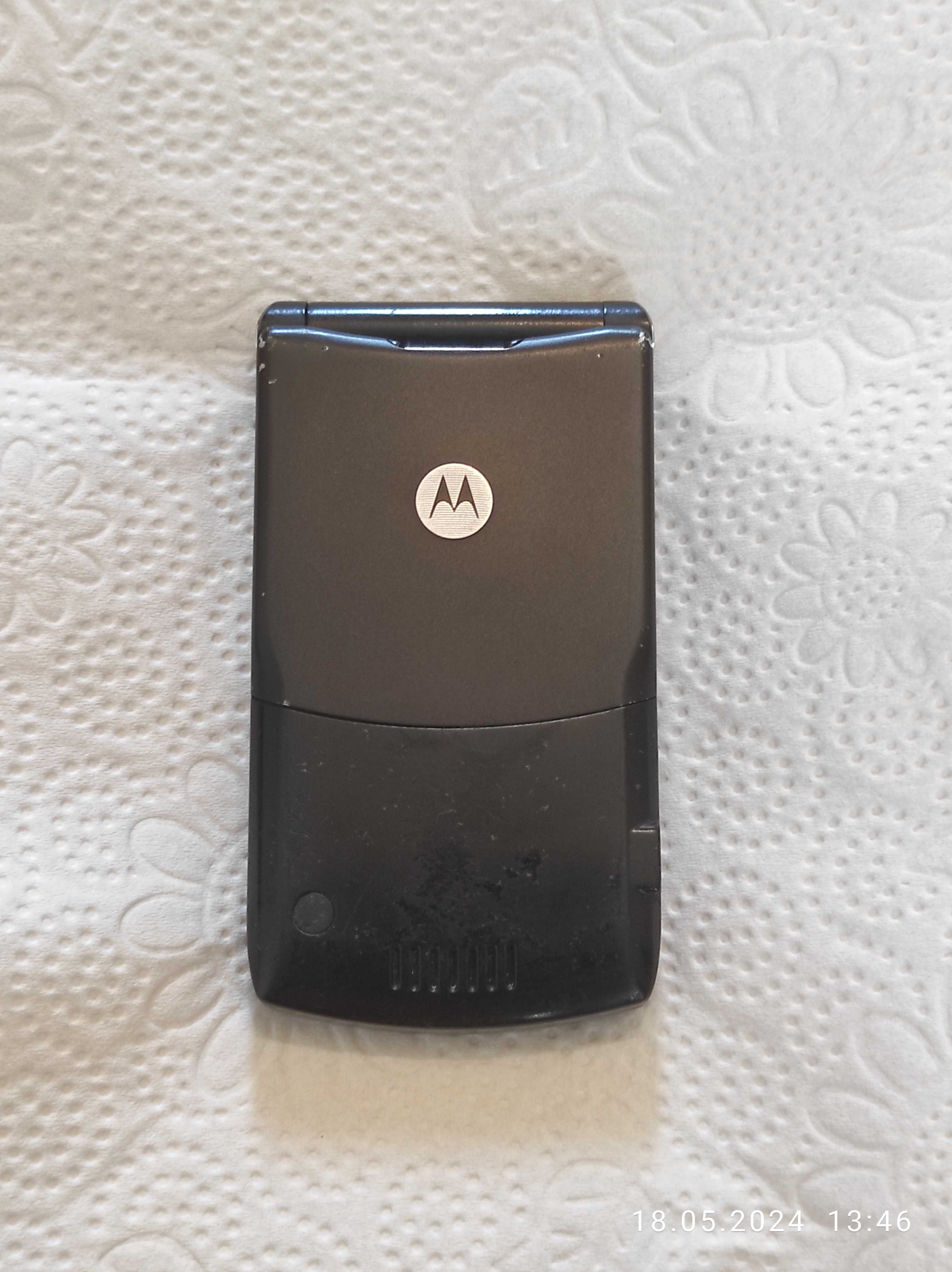 Motorola v3 Регестрация есть.