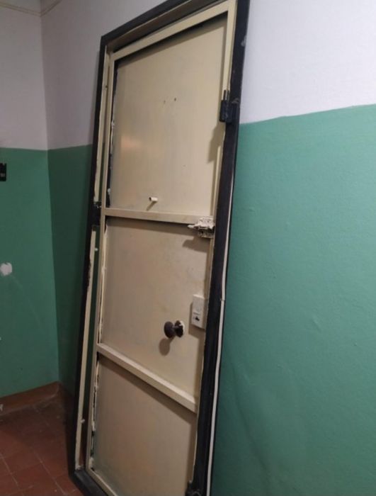 Продам дверь металлическая