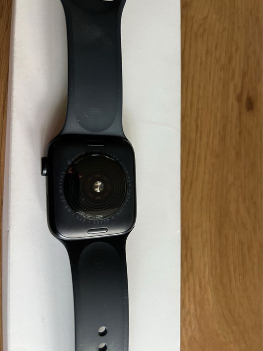 Iphone 15 pro max Natural Titanium+ apple watch SE2 midnight 44mm