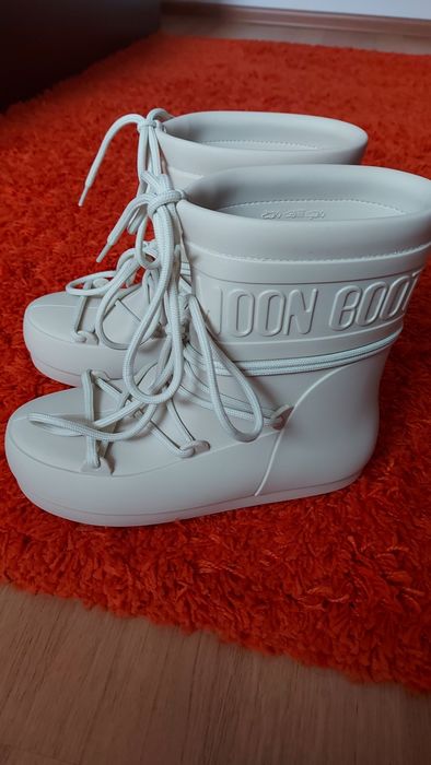 Гумени ботуши Moon boot 37-38 номер