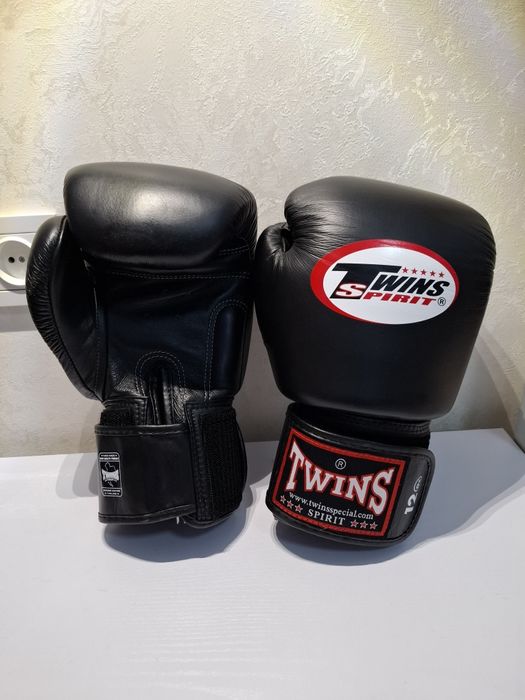 Twins Special 12 oz — оригинальные боксерские перчатки (сделано в Таил
