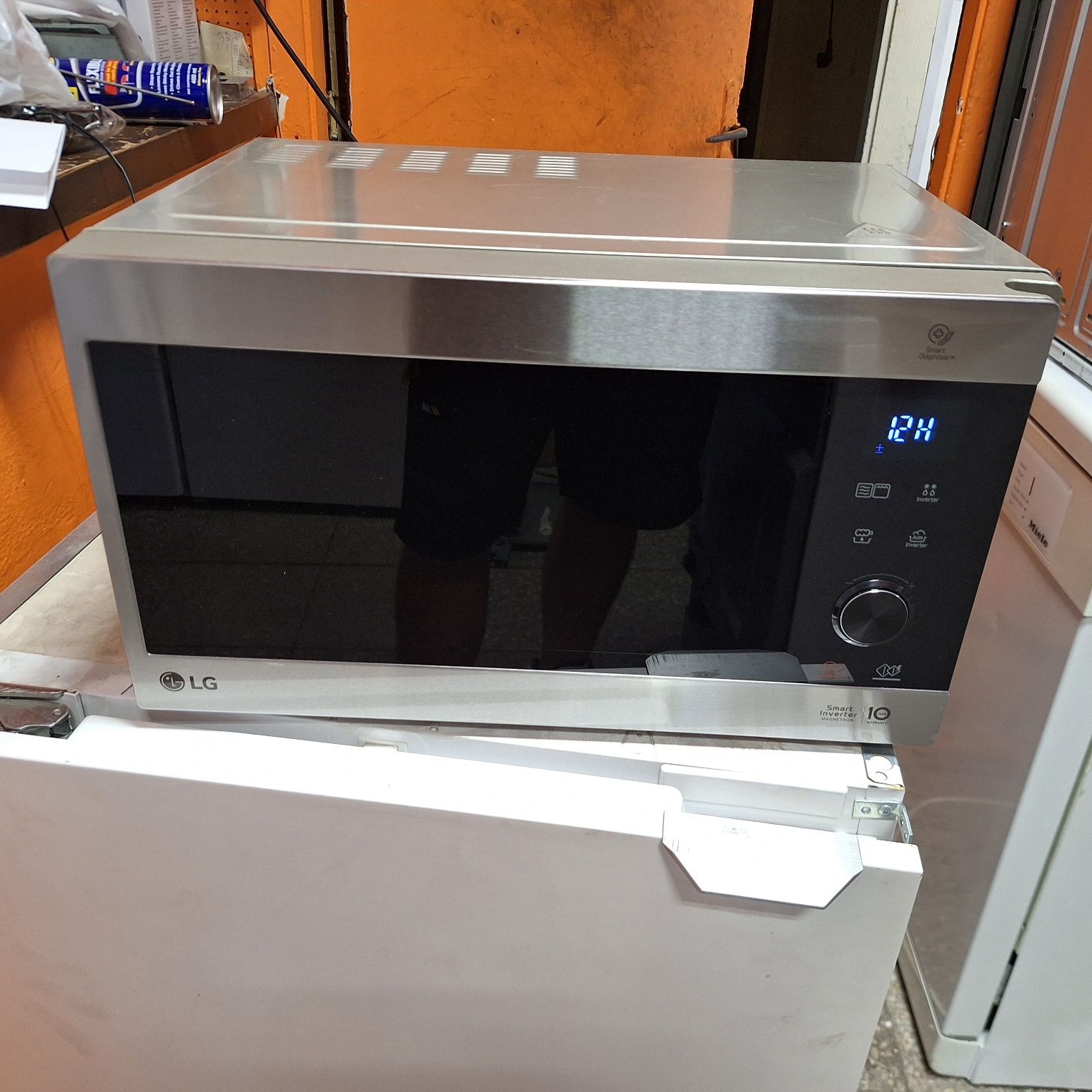 Микровълнова LG - неизползвана внос от Германия