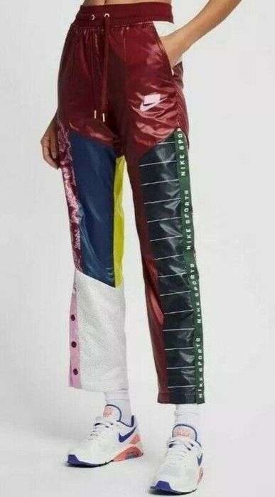 Nike NSW уникален оригинален дамски екип М/Л размер